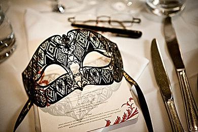 2D战棋游戏《魔法门：英雄交锋决定版》现已正式上市